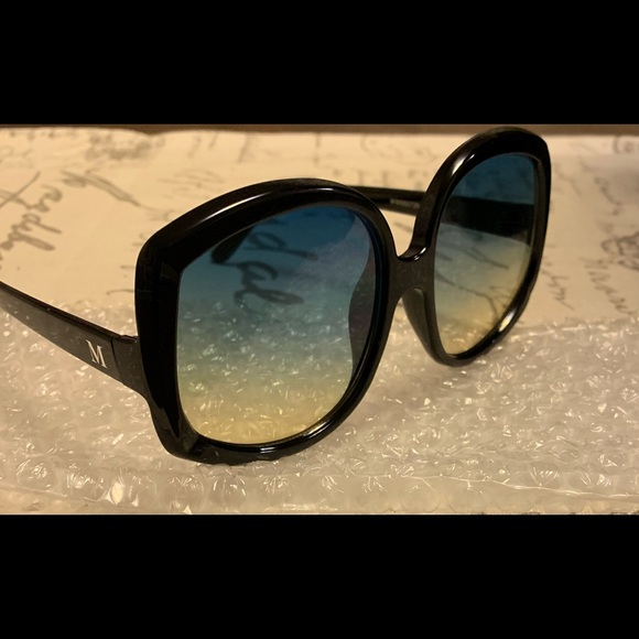 Martha Stewart oversized Black tinted shades. - Picture 5 of 9